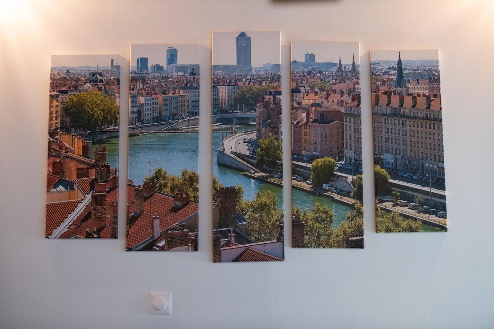 Soyeux - Superbe Canut Quai De Saone Lyon Bagian luar foto